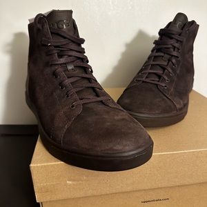 Mens UGG dark brown suede boot size 11.5. Practically brand new.